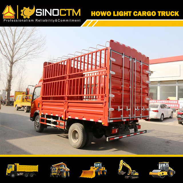 SINOTRUK HOWO 4X2 Stake Cargo Truck 5T