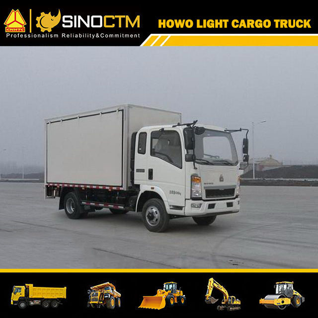 SINOTRUK HOWO 4X2 Van Truck 