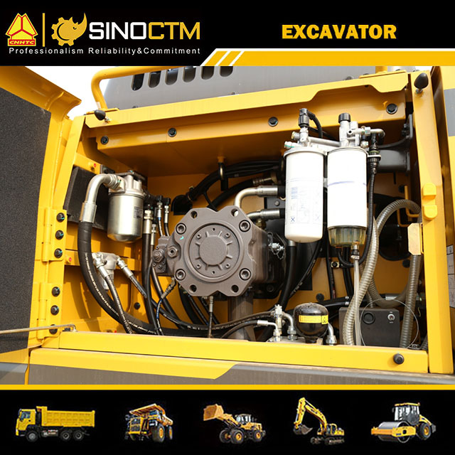 Mini Heavy Duty Excavator With Breaker