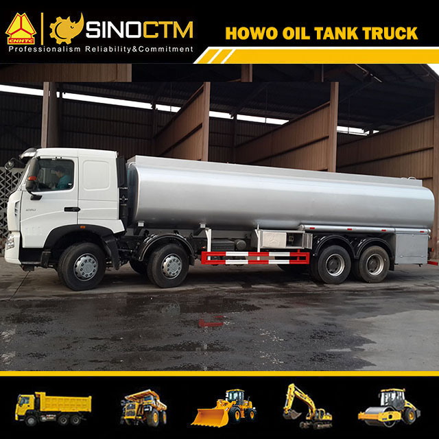 SINOTRUK HOWO-A7 8X4 Fuel Tank Truck 30000L