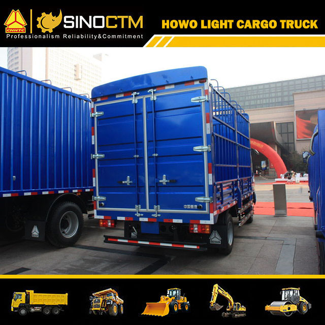 SINOTRUK HOWO 4X2 Stake Cargo Truck (7 T) 