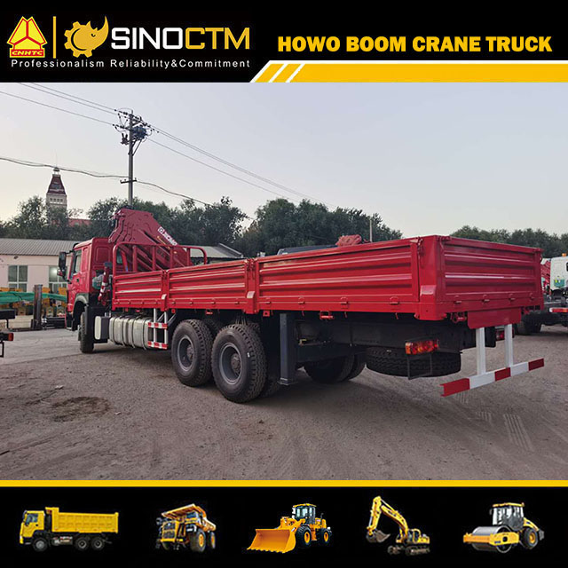 SINOTRUK HOWO 6x4 Boom Truck 10T Crane