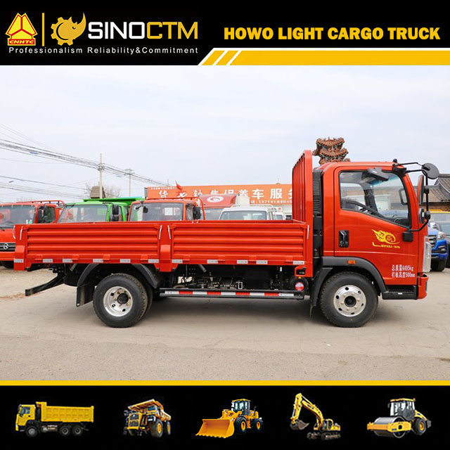 SINOTRUK HOWO 4X2 Cargo Truck 4.5T