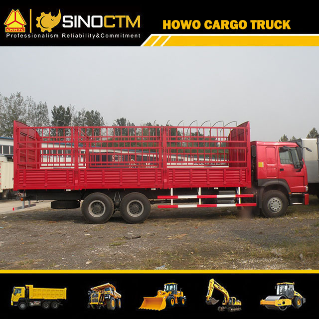 SINOTRUK HOWO 6X4 Stake Cargo Truck