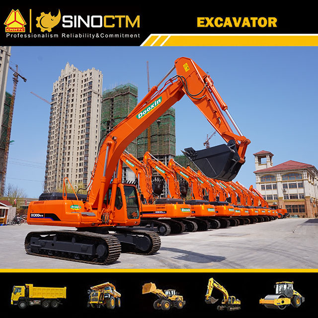 Medium Electric Excavator With Breaker