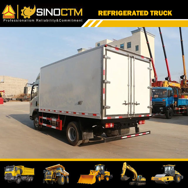 SINOTRUK HOWO 4X2 Refrigerated Truck（2 T） 