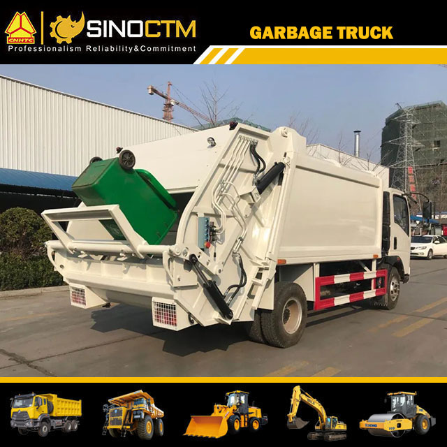 Hydraulic Fuel Tank Truck For Garbage With Tool Box