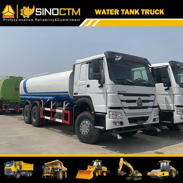 Stainless Steel Water Tank Truck For Road With Sprinkling