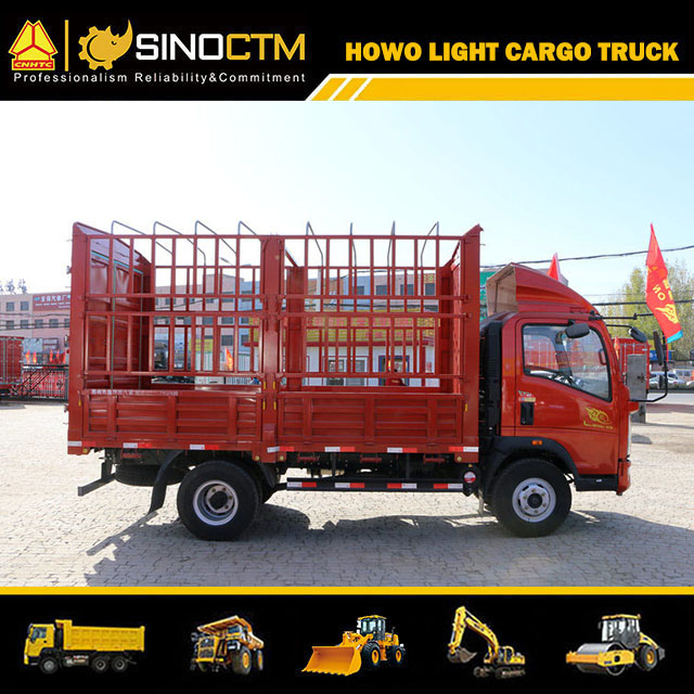 SINOTRUK HOWO 4X2 Stake Cargo Truck 14FT