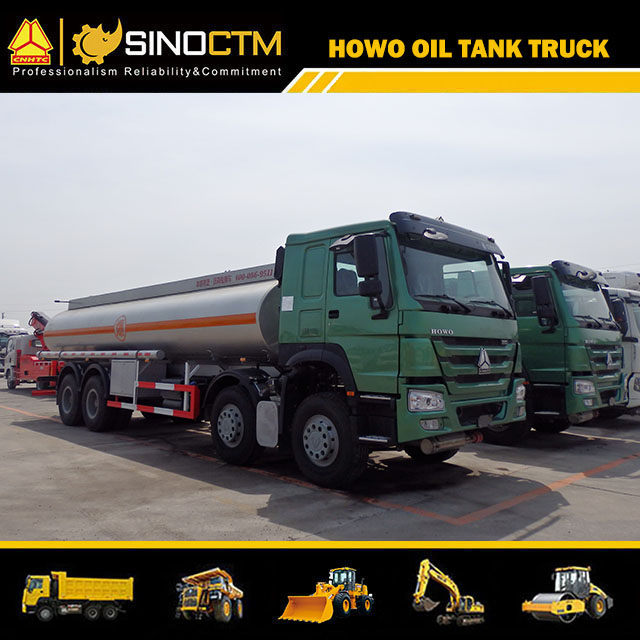 SINOTRUK HOWO 8X4 Fuel Tank Truck 30cbm