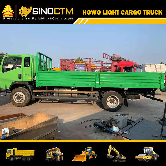 SINOTRUK HOWO 4X2 Cargo Truck Price