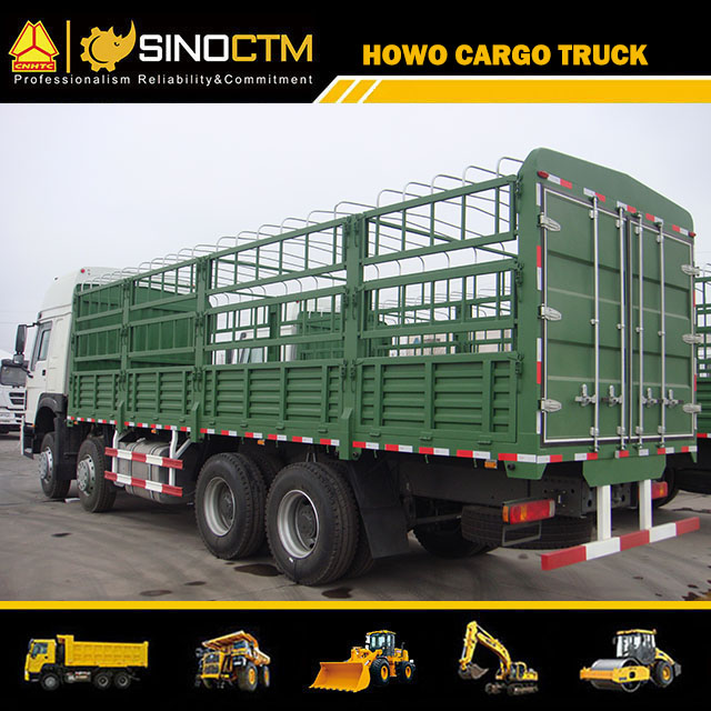 SINOTRUK HOWO 8X4 Stake Truck 28ft