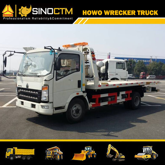 SINOTRUK 4x2 Light Pull Arm Wrecker Truck 3T