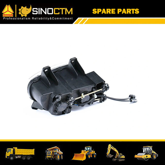 Sinotruk HOWO Truck Spare Parts Front Combination Lamp