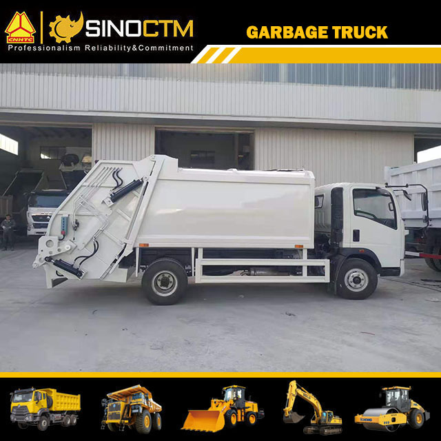 Hydraulic Fuel Tank Truck For Garbage With Tool Box