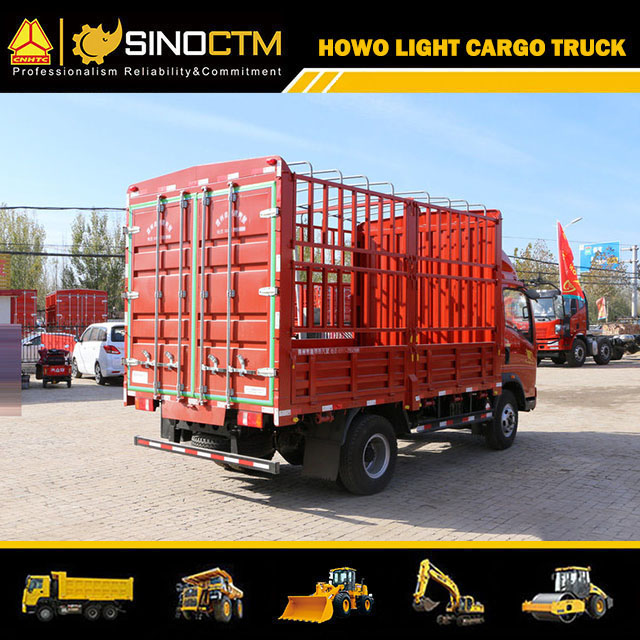 SINOTRUK HOWO 4X2 Stake Cargo Truck 14FT