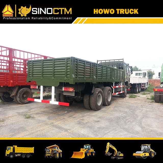 SINOTRUK HOWO Troops Carrier Truck 6x6 ZZ2257N4357