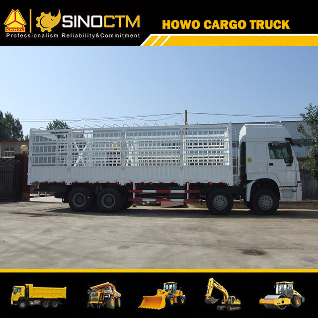 SINOTRUK HOWO 8X4 Stake Truck 28ft