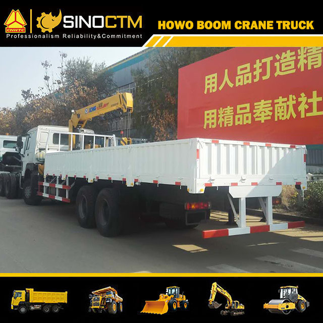 SINOTRUK HOWO 6x4 Boom Truck 12T Crane