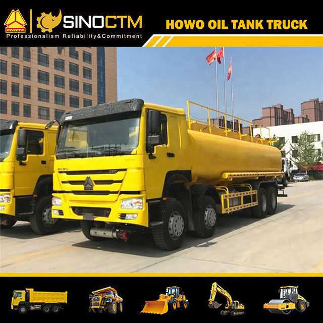 SINOTRUK HOWO 8X4 Fuel Tank Truck 35cbm