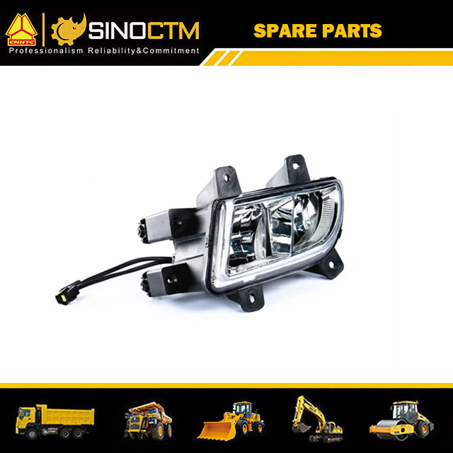 Sinotruk HOWO Truck Spare Parts Front Combination Lamp