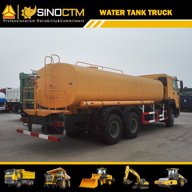 Portable Water Tank Truck For Transportation With Sprinkling