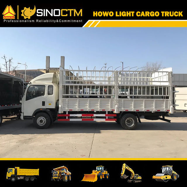 SINOTRUK HOWO 4X2 Stake Cargo Truck(10 T) 21FT